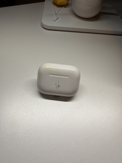 Airpods.jpg